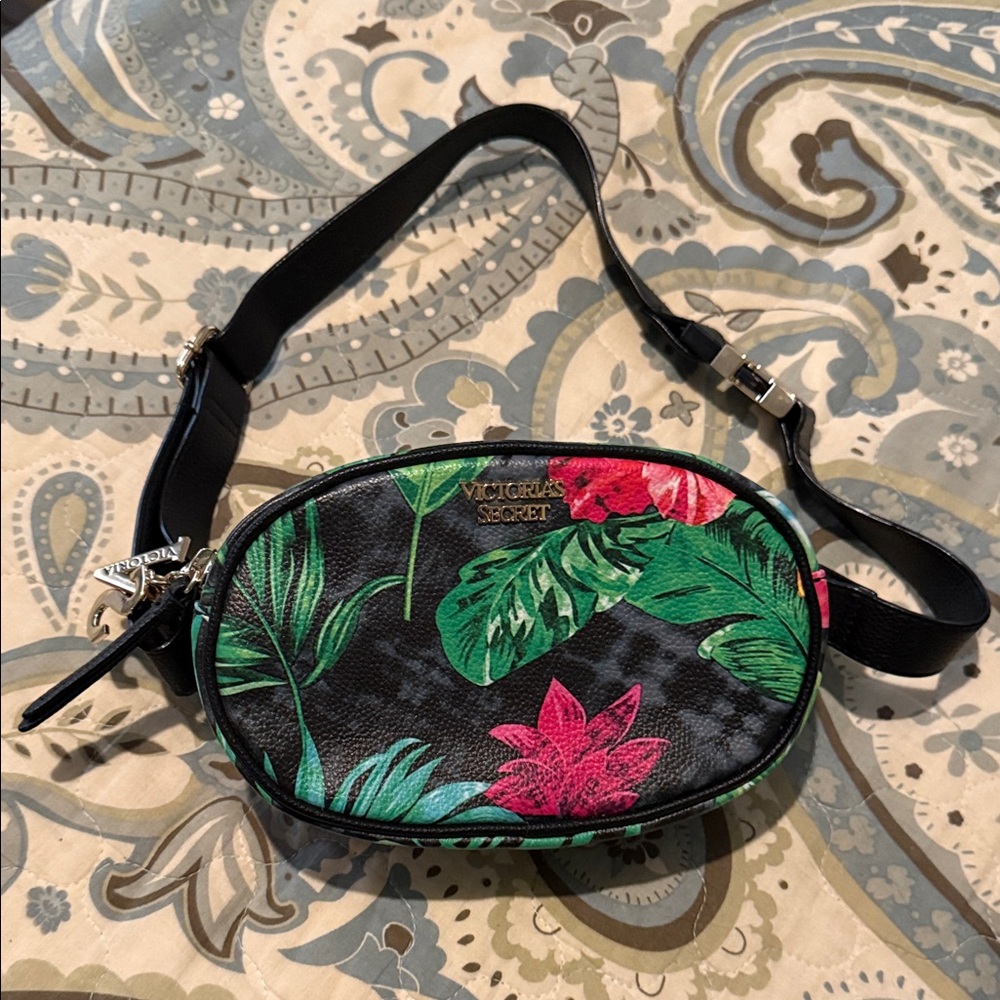 Victoria's Secret Tropical Fanny Pack